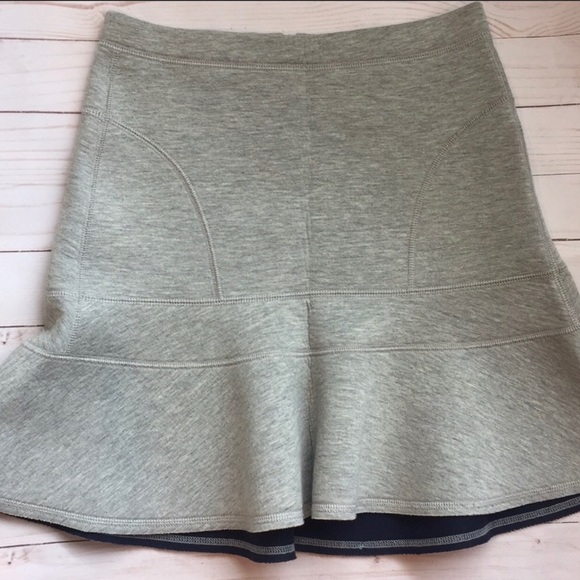 J Crew scuba material high waisted grey skirt - Picture 2 of 4